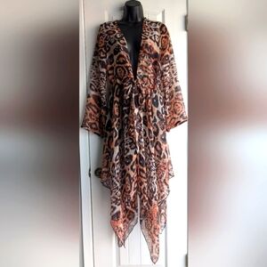 COLORS of INDIA Leopard Print High Low Hem Kimono